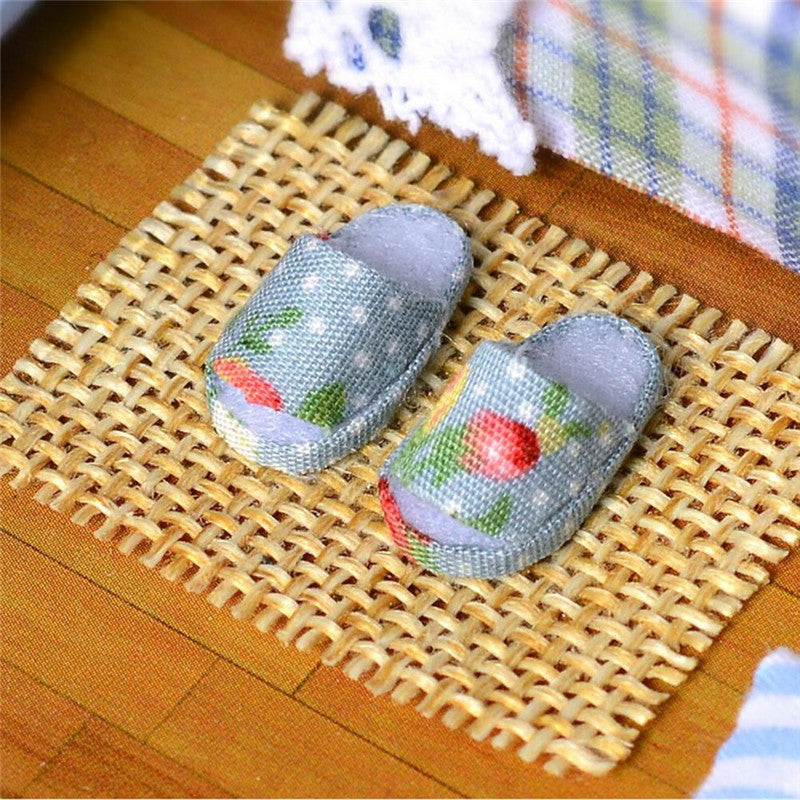Cuteroom DIY Wooden Doll House Room Box Handmade 3D Miniature Dollhouse Wood Educational Toys Girl G