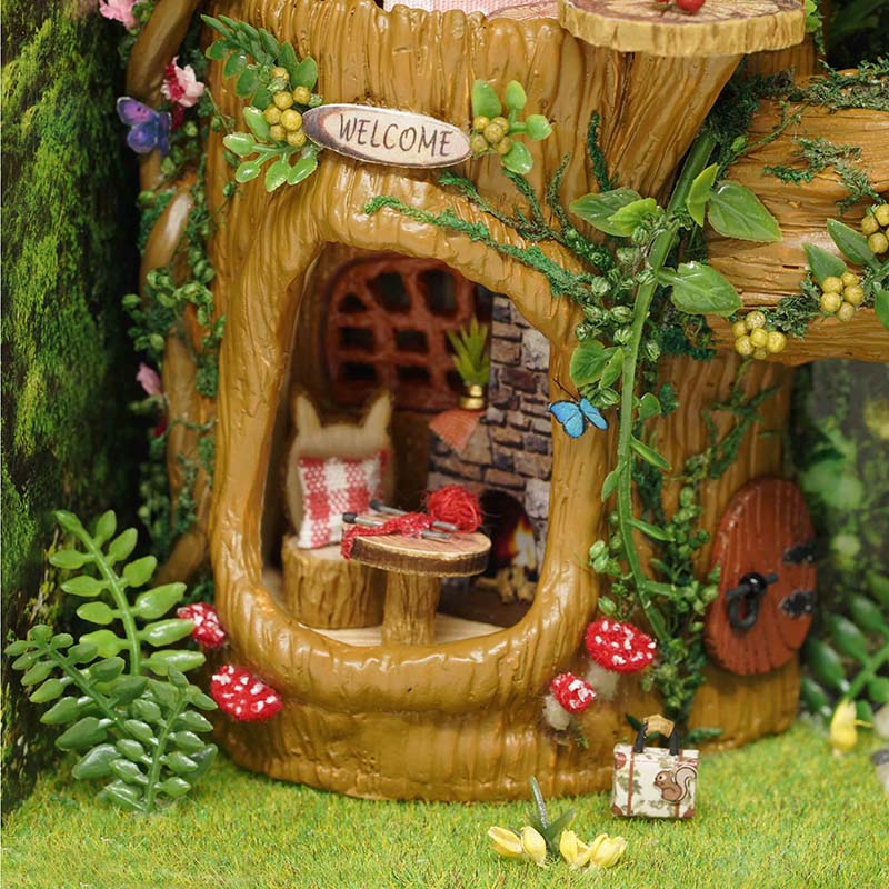 CuteRoom DIY Dollhouse Kit Photo Frame Design Decor Collection Gift Nut's Station