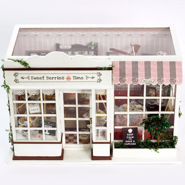 Cuteroom 1:32DIY Handicraft Miniature Voice Activated Light&amp;Music The Sweet Berries Time Dollhouse