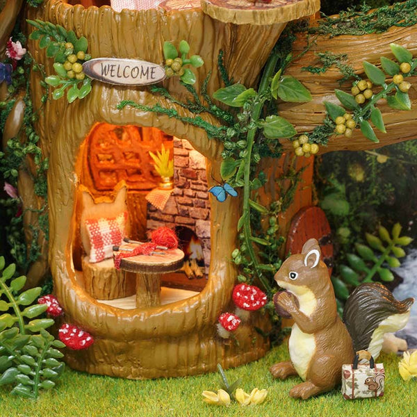 CuteRoom DIY Dollhouse Kit Photo Frame Design Decor Collection Gift Nut's Station
