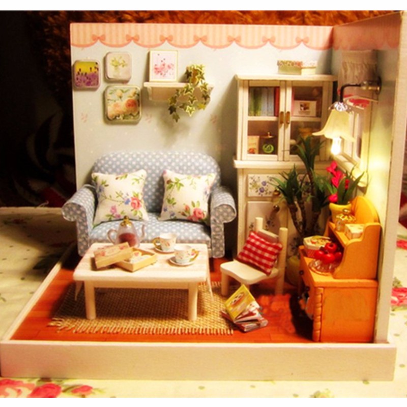 Cuteroom 1:32Dollhouse Miniature DIY Kit with Cover Music LED Light Gather a Happy Moment